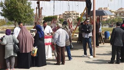 الحركة الوطنية يواصل حملة بيع اللحوم للمواطنين بنصف الثمن