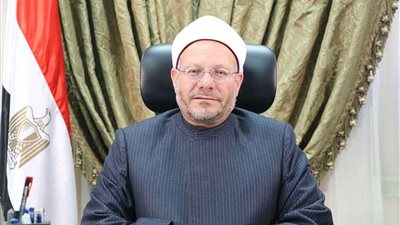 مفتي الجمهورية: قوامة الزوج ثابتة بالنص الشرعي ولا تعطيه حقا للتسلط على المرأة