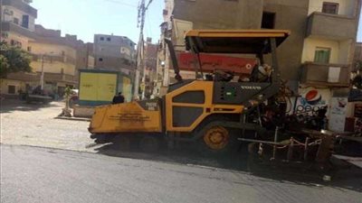 محافظ أسيوط: استكمال أعمال الرصف بشوارع حي شرق