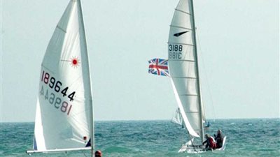 يحيى الفخراني يحل ثالثا في ختام بطولة الكويت الدولية للقوارب الشراعية