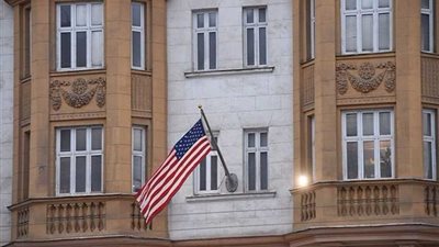 روسيا: العثور على قنبلة بحوزة موظف بالسفارة الأمريكية 