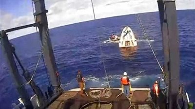 كبسولة سبيس إكس تعود بعد مهمة حاسمة لناسا