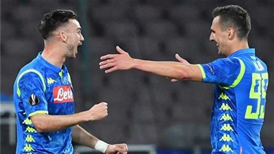 نابولي يضرب ريد بول بثلاثية نظيفة في الدوري الأوروبي