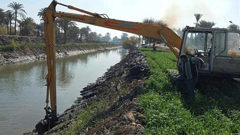 تطهير الترع من المخلفات