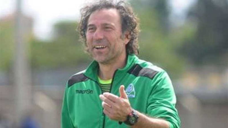 مدرب جورماهيا عن