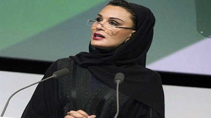 مؤسسة موزة.. عقد