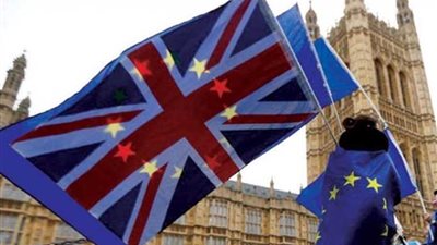 خبراء اقتصاديون: 