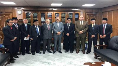 المحرصاوي للطلاب: لا تتلقوا الدروس خارج أروقة الأزهر