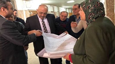 الدكتور عماد عتمان يتفقد المنشآت التعليمية بـ