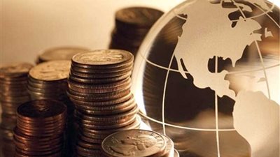 قادر على شل اقتصاد العالم.. أغنى رجل على وجه الأرض