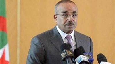 رئيس وزراء الجزائر الجديد: الوقت والثقة ضروريان لتحقيق طموحات الجزائريين