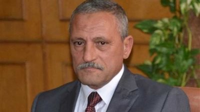 محافظ الإسماعيلية يشهد انطلاق فعاليات مهرجان الهجن الثامن عشر