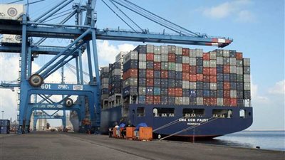 هيئة ميناء دمياط تنفذ تدريبا عمليا في أمن السفن والمرافق