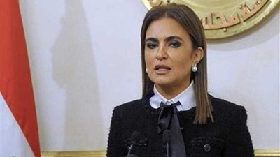 وزيرة الاستثمار: تطوير محور قناة السويس لخدمة مليار و700 مليون مستهلك