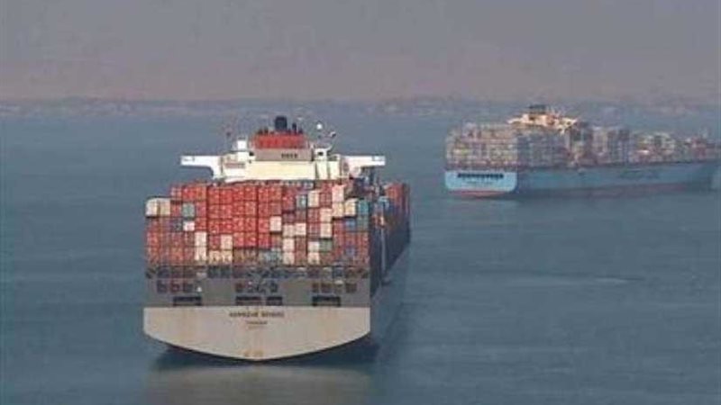 عبور 45 سفينة المجرى