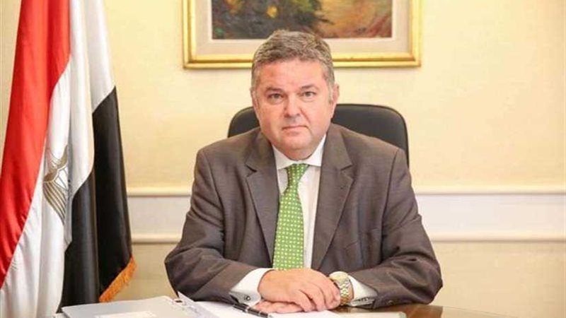 قطاع الأعمال: ٤٦,١