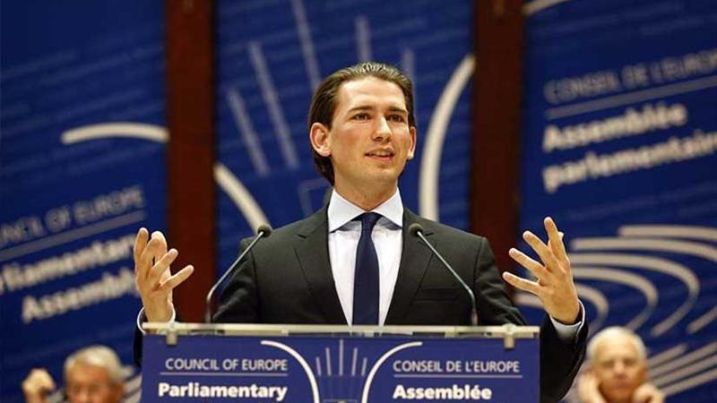 مستشار النمسا يدعو