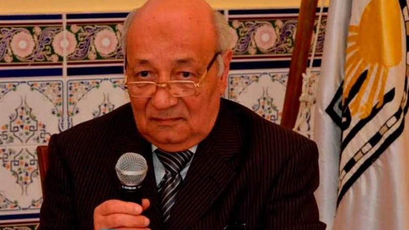 مركز بجامعة أسيوط