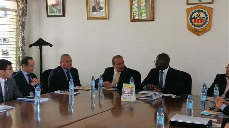 افتتاح منتدى الأعمال