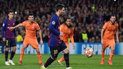 برشلونة يتقدم على ليون بثنائية نظيفة في الشوط الأول