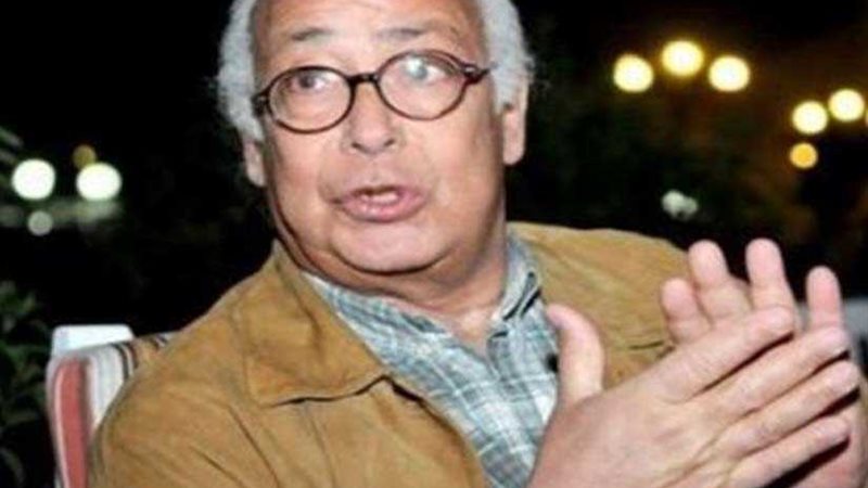 بلاغ يتهم نادر فرجاني