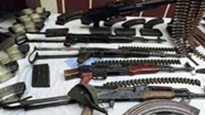 ضبط 13 شخصًا بحوزتهم