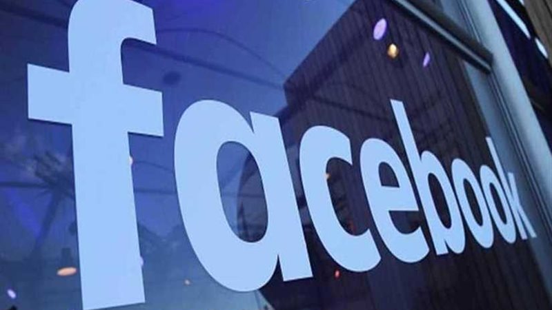 فيس بوك تعلن انتصارها