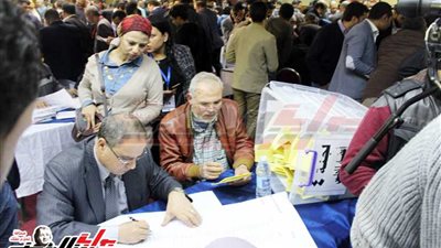 عاجل| مؤشرات أولية.. ضياء رشوان يكتسح انتخابات الصحفيين بفارق ألف صوت