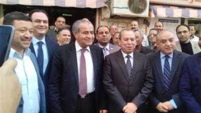 بالصور.. وزير التموين يتفقد منافذ الشركة العامة لتجارة الجملة بكفر الشيخ