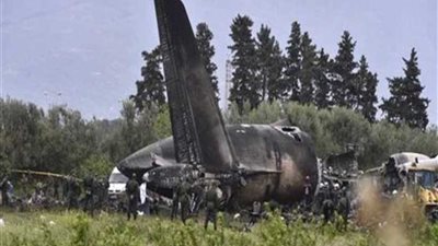 الآلاف في إثيوبيا يشاركون في جنازة جماعية لضحايا الطائرة المنكوبة