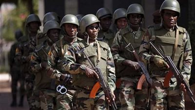 الجيش المالي يؤكد أن الوضع تحت السيطرة بعد مقتل 20 من جنوده