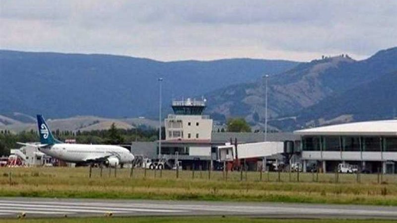 إغلاق مطار دنيدن