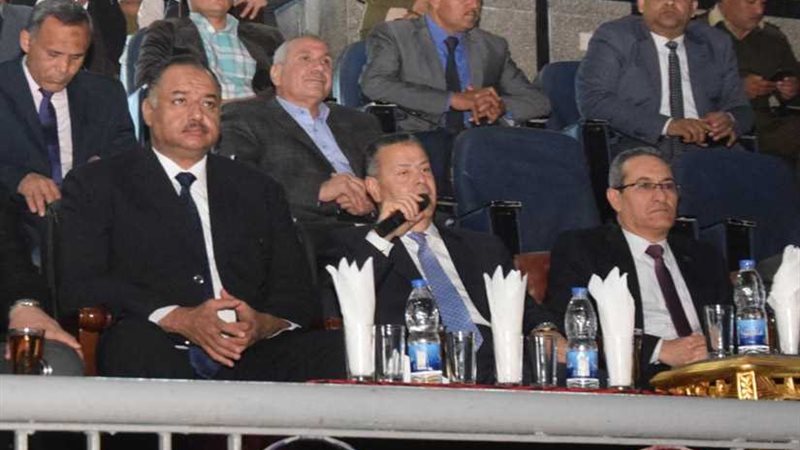 محافظ بني سويف ومدير