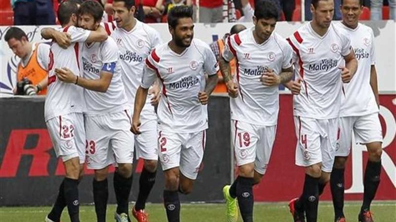 إشبيلية يفوز على