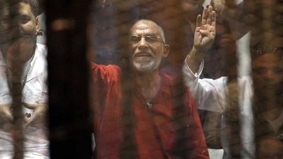 بدء محاكمة بديع بـ 