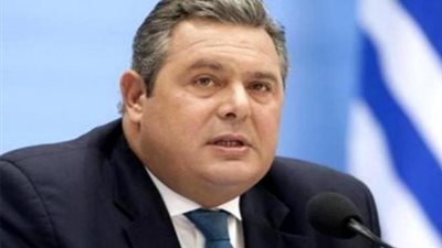 وزير الدفاع اليوناني: الطائرة المصرية انحرفت على ارتفاع 37 ألف قدم