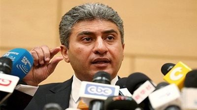وزير الطيران: لا نستبعد فرضية الإرهاب ولا نؤكدها.. والطائرة «مفقودة» لحين العثور على حطامها