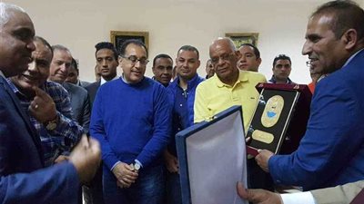 رئيسا النواب والوزراء يتفقدان جامعة أسوان بـ