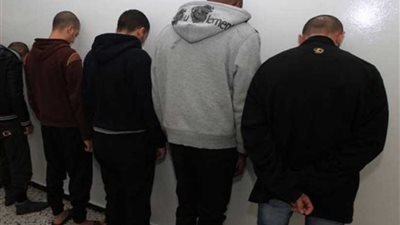 عصابة سرقة السيارات بأسلوب كسر الزجاج وقعت في طنطا