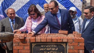 وضع حجر الأساس لإنشاء وحدة أبيس البيطرية بتكلفة مليون و190 ألف جنيه