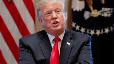 ترامب يدعو الجيش الفنزويلي إلى إنهاء دعمه للرئيس مادورو