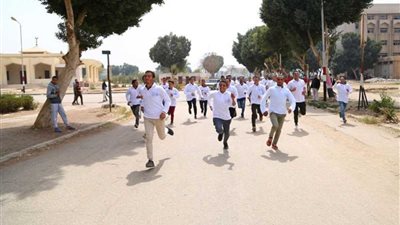 طلاب جامعة الأزهر بأسيوط يطلقون ماراثونا رياضيا لدعم مرضى الجلوكوما