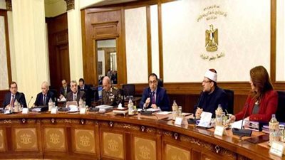 الحكومة: سلبية تحليل المخدرات شرط للتعيين والاستمرار في الوظيفة