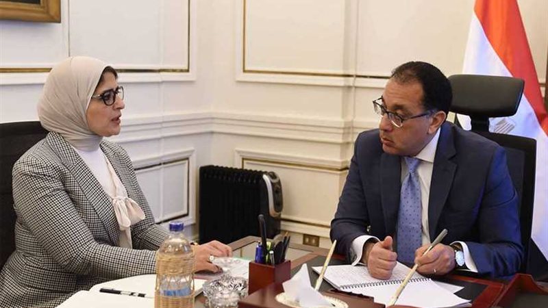 رئيس الوزراء يتابع