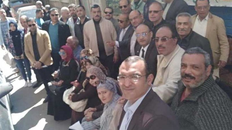 إقبال جماهيري على