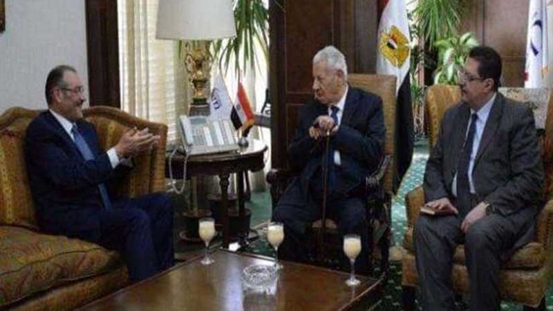 مكرم يلتقى سفير السعودية