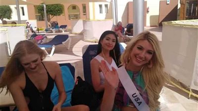 بالسيلفي والسلام.. ملكات جمال 