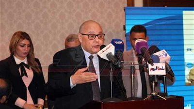 رئيس حزب الغد: الدساتير وثائق مرنة تحوي بداخلها الثابت والمتغير معًا