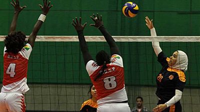 سيدات سبورتنج يهزمن بطل الكونغو 3/0 ويتأهلن لربع نهائي البطولة الإفريقية للطائرة