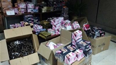 ضبط مستحضرات تجميل مجهولة المصدر بالإسكندرية